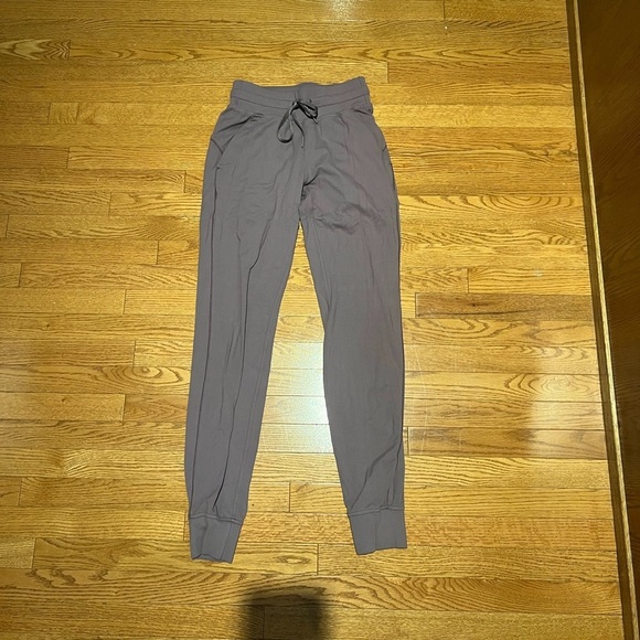 Lululemon Ready to Rulu High-Rise Joggers - Picture 2 of 9